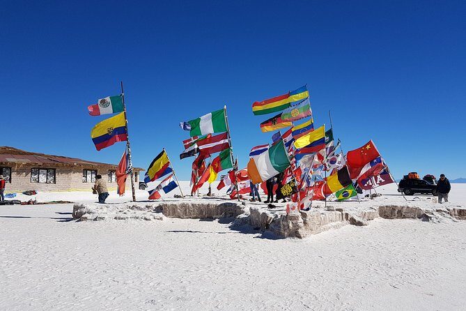 Salt Flats And Colored Lagoons 3d 2n Tour + Transfer to San Pedro de Atacama - Discover the Salt Flats and Colored Lagoons: A 3-Day Adventure from Uyuni to San Pedro de Atacama