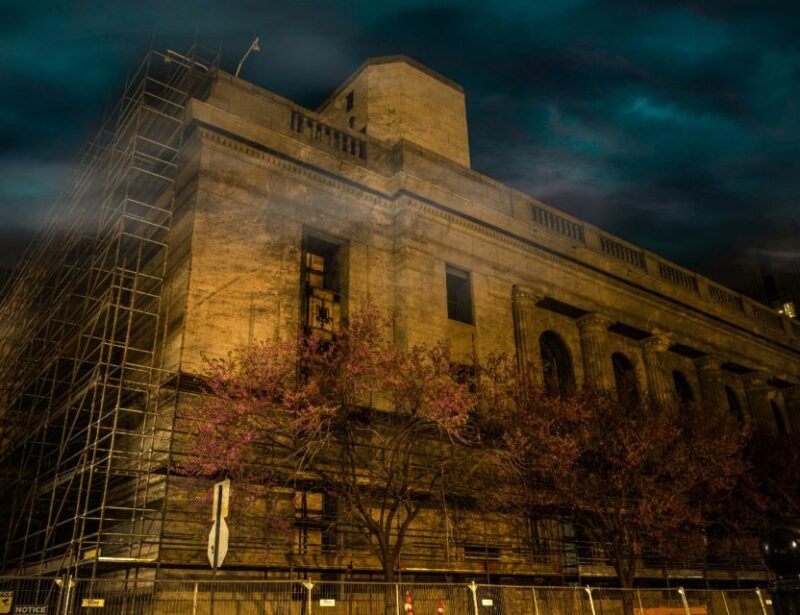 Salt Lake Ghost Tour: Salt, Spooks, & Shadows - An In-Depth Look at the Salt Lake Ghost Tour