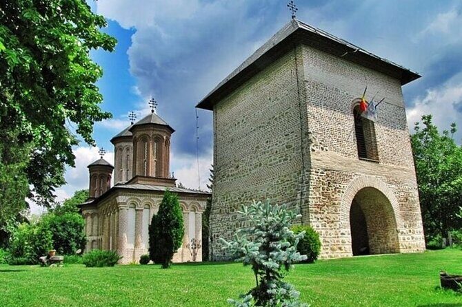 Salt Mine, Lunch at Winery and Dracula Grave - Private Tour - Who will love this tour?