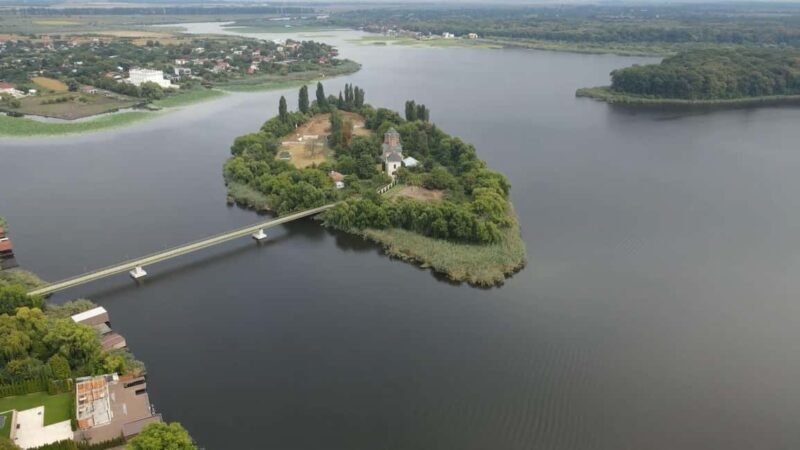 Salt Mine, Lunch at Winery & Dracula's Tomb - Small Group 7p - Who Will Love This Tour?