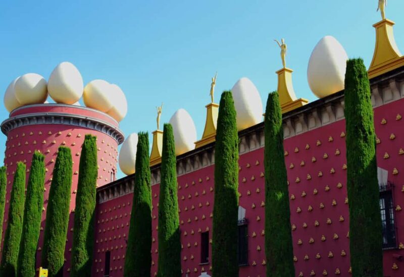 Salvador Dalí Museum, House & Cadaqués Semi-Private Tour - Discover Salvador Dalí’s Catalan Roots and Imagination