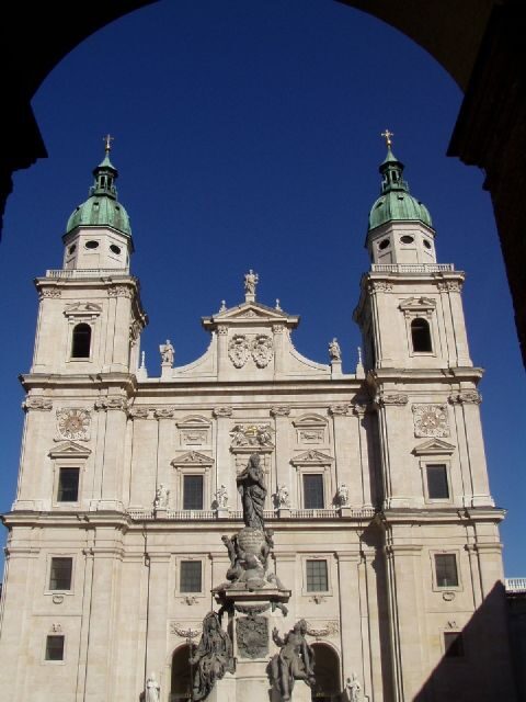 Salzburg 2.5-Hour Walking Tour: Mozart, Old Town & More - Who Will Enjoy This Tour?