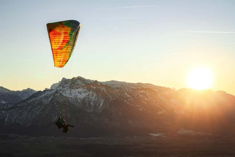 Salzburg: Tandem Paragliding Experience with Pilot - Discovering Salzburg from the Sky