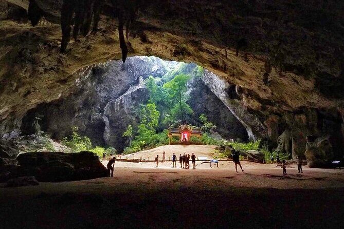 Sam Roi Yod National Park & Praya Nakhon Cave Private Tour from Hua Hin - Lunch and Pineapple Plantation Visit