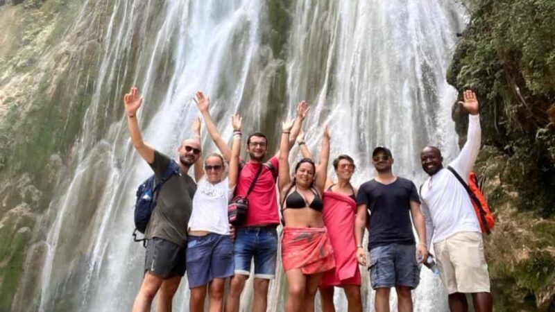 Samaná: Cayo Levantado, Isla Bacardí y la Magnífica Cascada - Exploring Samaná: A Complete Guide to the Tour