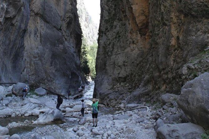 Samaria Gorge Trek: Full-Day Excursion from Heraklion with Guide - Key Points