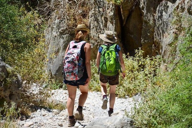 Samaria the Lazy Way, from Chania - Authenticity and Practical Considerations