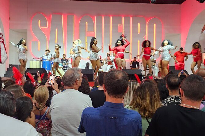 Samba Show (Ensaio de Escola de Samba) - Key Points