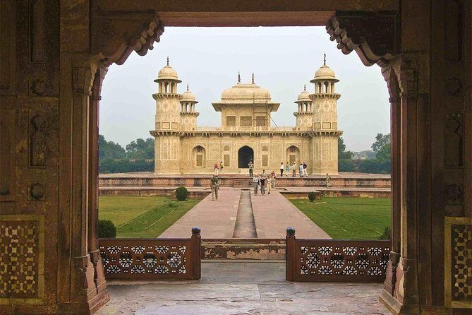 Same Day Agra Tour From Ahmedabad with Return Flight - Frequently Asked Questions