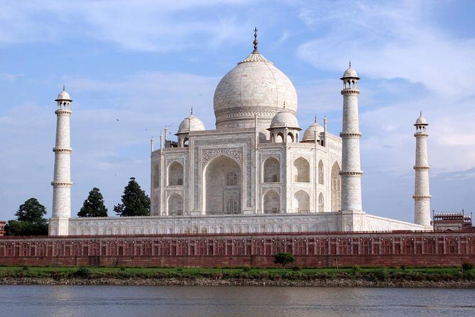 Same Day Agra Tour With Taj Mahal from Bangalore By Return Flights - The Journey from Bangalore to Agra: What to Expect