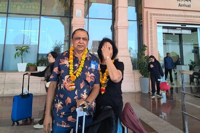 Same day Ayodhya tour from Varanasi - A Deep Dive into the Experience: What You Can Expect