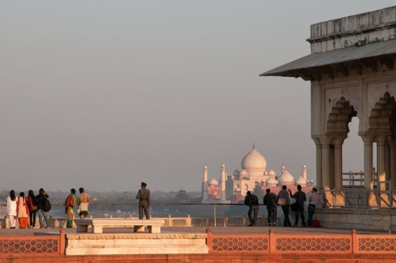 Same Day Taj Mahal, Agra Fort & Baby Taj Tour from Jaipur - Visiting the Taj Mahal: A Monument of Love and Light