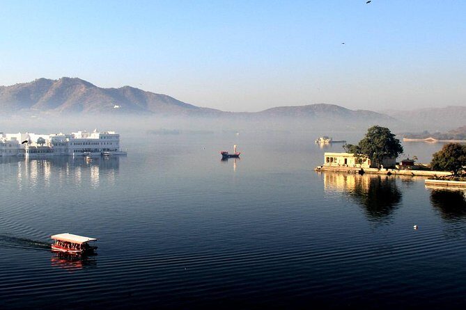 Same Day Udaipur Tour By Flight - FAQ