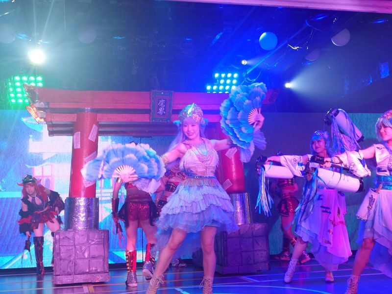 Samurai Show Performance (includes Klook exclusive special Sukiyaki bento + 1 drink + matcha and Japanese sweets): Tokyo Shinjuku, strictly 18+ only - A Kabukicho spectacle, not a samurai history lesson
