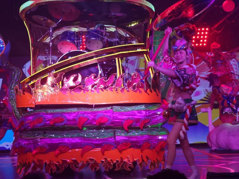 Samurai Show Performance (includes Klook exclusive special Sukiyaki bento + 1 drink + matcha and Japanese sweets): Tokyo Shinjuku, strictly 18+ only - Who will enjoy this show most?