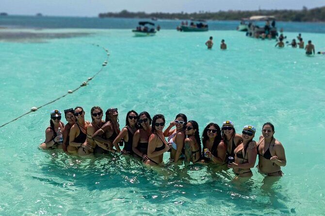 San Andrés Bay Private Marine Safari Tour: Includes DRONE photo - FAQs