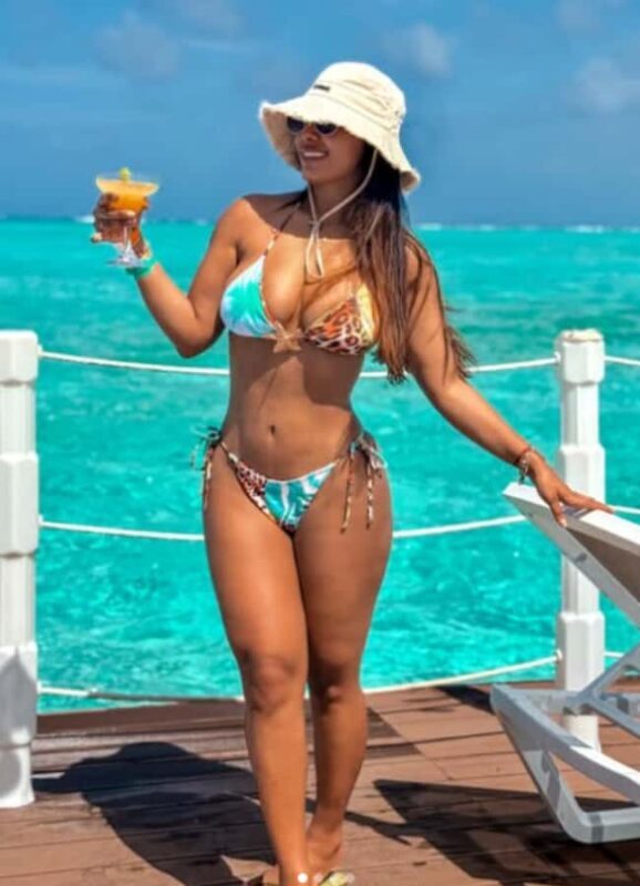 San Andrés: Rumba Party Cruise on a Floating Bar! - Day Tour - Key Points