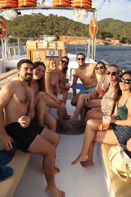 San Antonio: Cala Salada & Cala Gracio Sunset Boat Trip - The Itinerary: What to Expect From Start to Finish