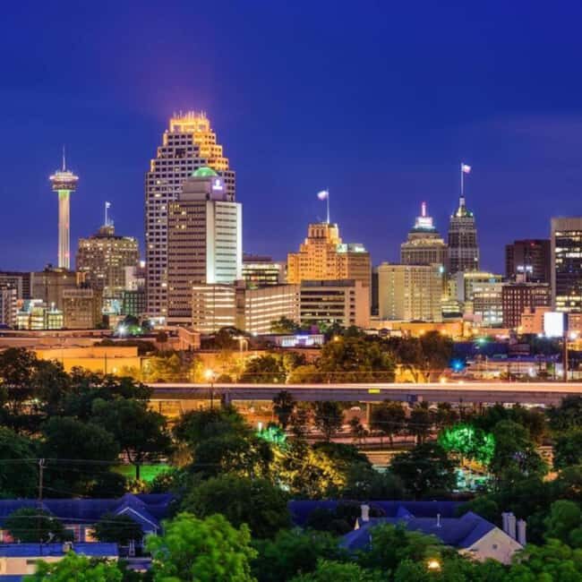 San Antonio: City Lights Night Tour by Trolley - FAQs