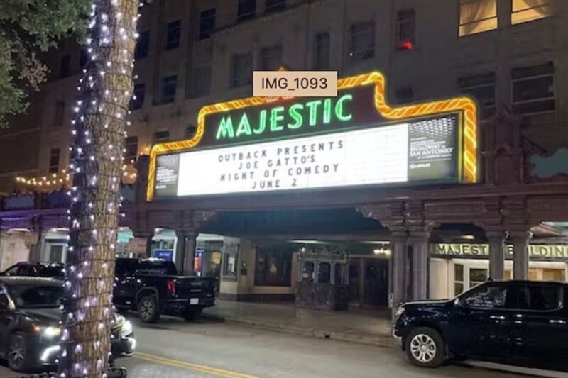 San Antonio: Ghosts and True Crime Guided Walking Tour - The Starting Point and Arrival