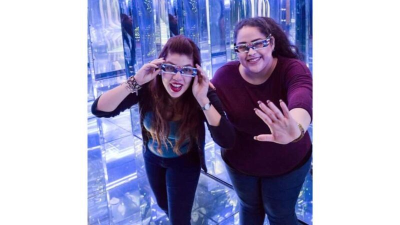 San Antonio: Mirror Maze and Escape Room Ticket - Detailed Breakdown of the Experience