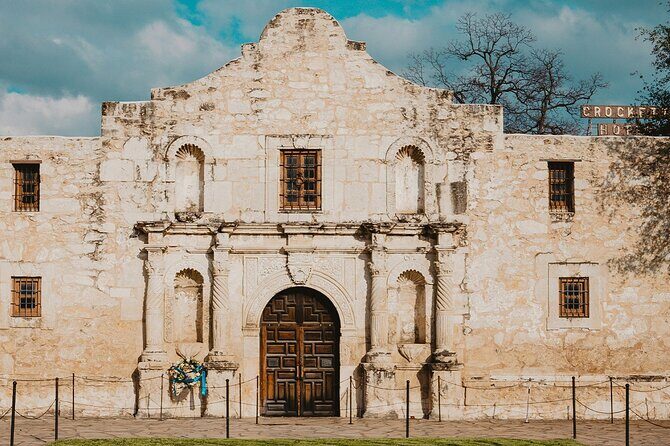 San Antonio River Walk Self Guided Audio Tour - A Closer Look at the San Antonio River Walk Self-Guided Audio Tour