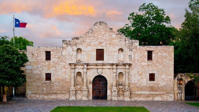 San Antonio: The Alamo Exhibit Entry Ticket - Exploring the Alamo Exhibit: A Deep Dive into Texas History