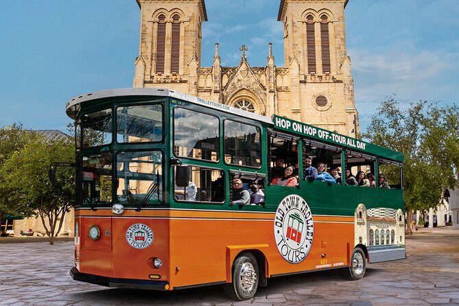 San Antonio Trolley and Go Rio Riverwalk Cruise Combo - FAQ