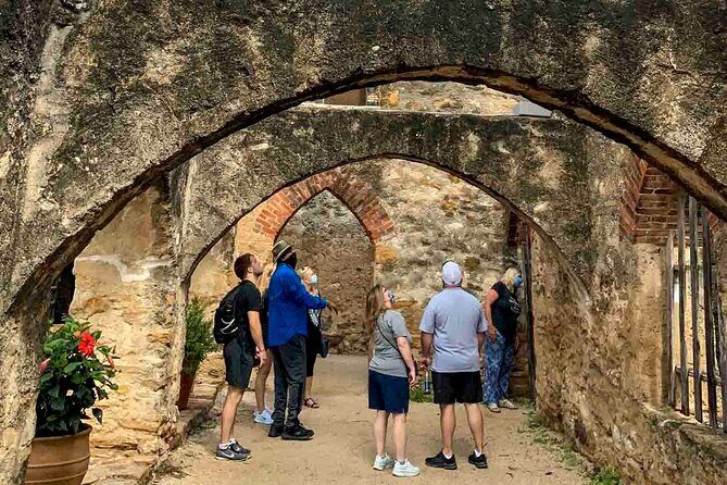 San Antonio's 1/2-day History and cultural guided driving tour - The Sum Up