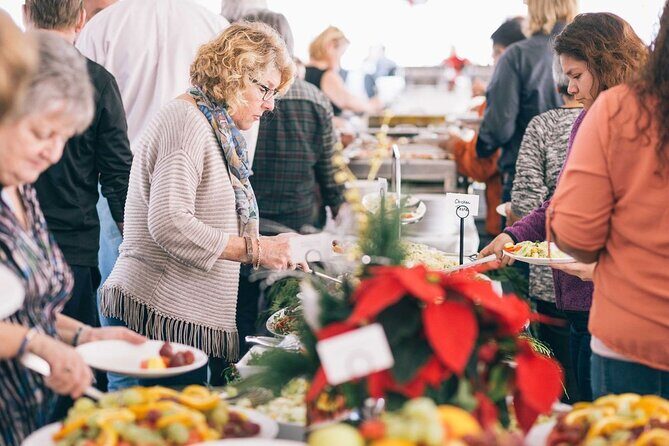 San Diego Christmas Eve Dinner Buffet Cruise - Key Points