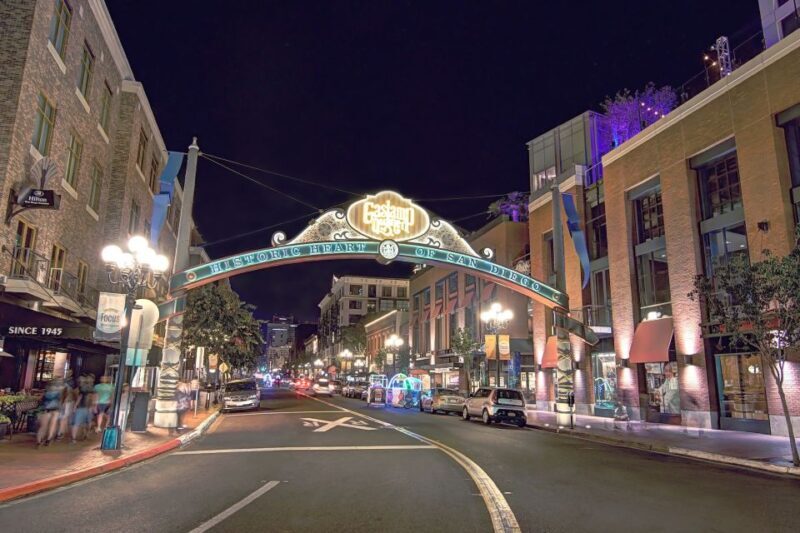 San Diego: City Lights Night Trolley Tour - A Detailed Look at the San Diego City Lights Night Trolley Tour