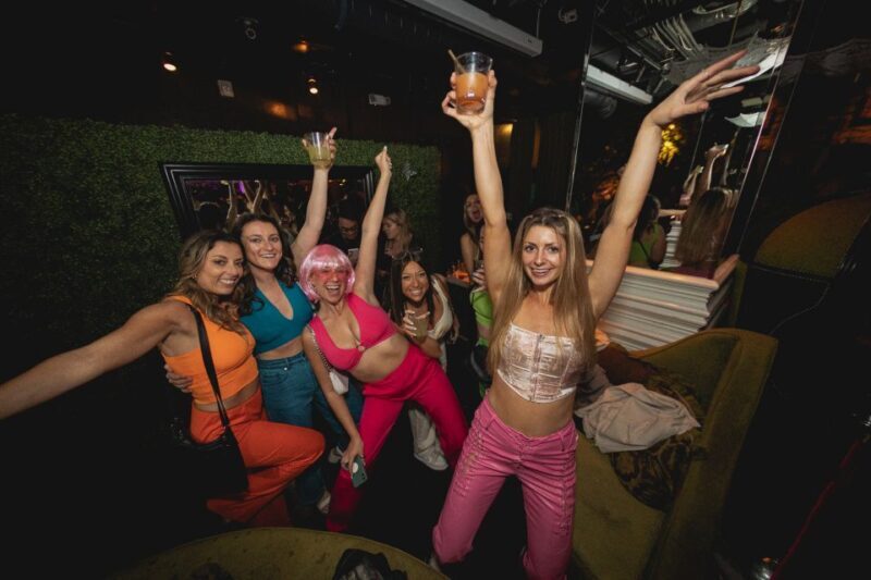 San Diego: Gaslamp Quarter Drink, Mingle & Dance Club Tour - Who is This Tour Best For?