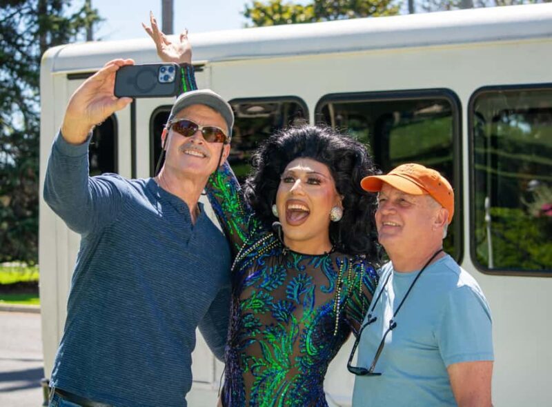 San Diego: Hillcrest Drag Queen 5 Bar Crawl with Shots - An In-Depth Look at the Experience