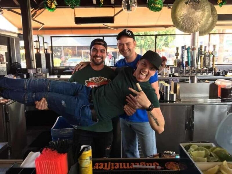 San Diego: Hillcrest Drag Queen 5 Bar Crawl with Shots - Practical Tips for Participants