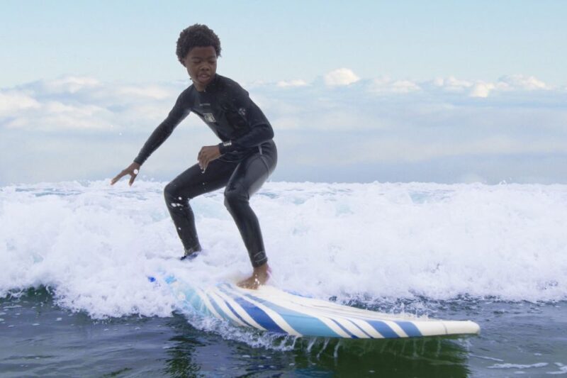 San Diego: Private Group Surf Lesson - An In-Depth Look at the Private Surf Lesson Experience