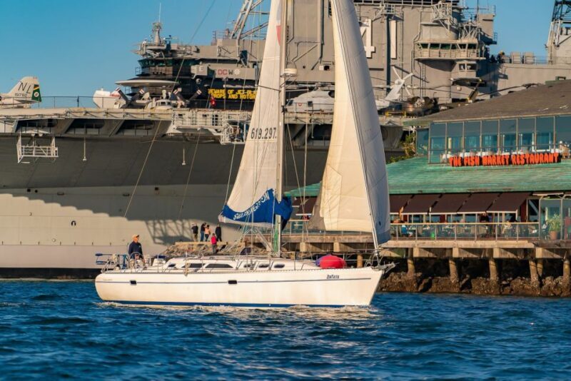 San Diego: Relax on a Morning, Day or Sunset Luxury Sail - San Diego: Relax on a Morning, Day or Sunset Luxury Sail