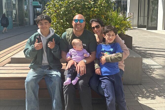 San Diego Scavenger Hunt Walking Activity at UTC Mall - Key Points