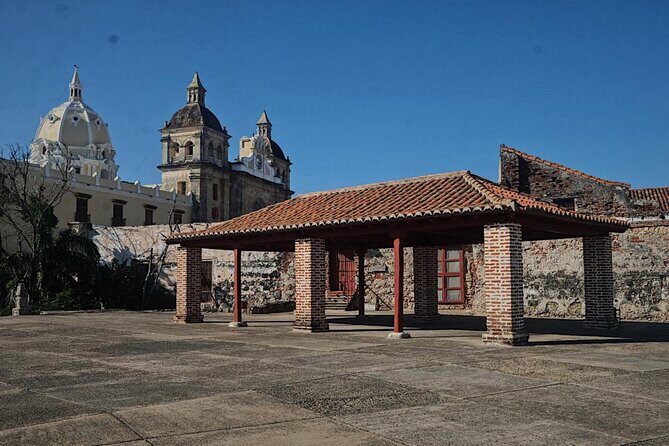 San Felipe Castle and Getsemani Walking Tour with tickets - Frequently Asked Questions