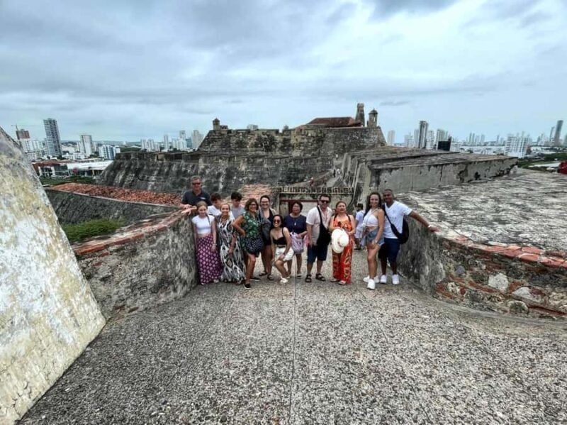 San Felipe Castle and Getsemani Walking Tour with tickets - Who Should Consider This Tour?