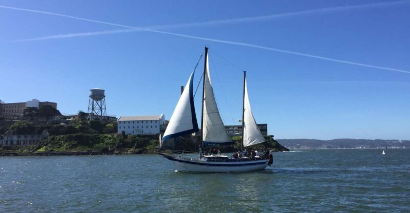 San Francisco: Bay Sailing Tour with Drinks - A Detailed Look at the Experience