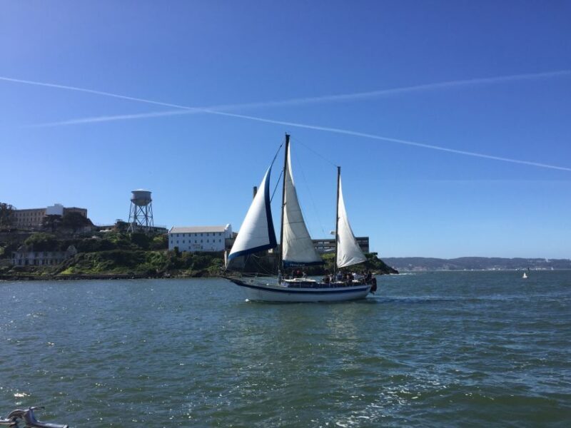 San Francisco: Bay Sailing Tour with Drinks - Who Will Love This Experience?