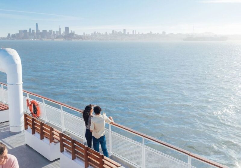 San Francisco: Christmas Day Buffet Brunch or Dinner Cruise - An In-Depth Look at the Christmas Day Yacht Cruise