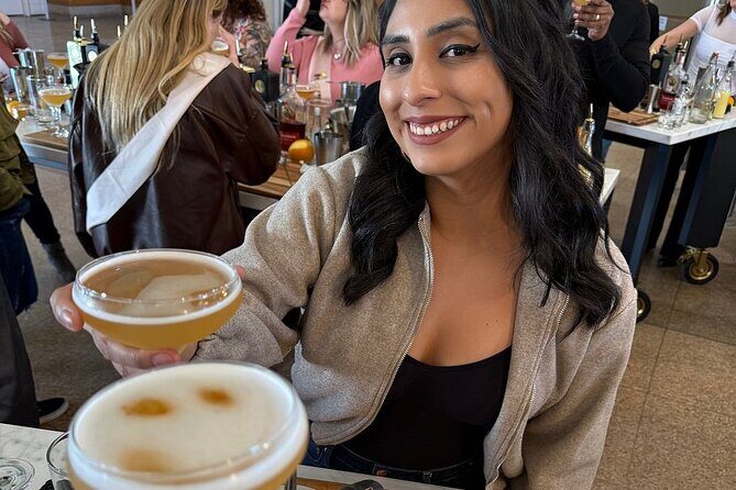 San Francisco Gin Cocktail Class Views and Gin History - Who Will Love This Tour?