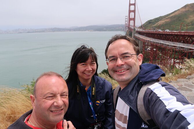 San Francisco: Shared Deluxe Bus sightseeing Tour with 20 Stops - Who Will Love This Tour?