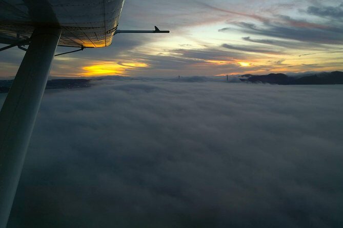 San Francisco Sunset Champagne Seaplane Tour - Discovering San Francisco from the Sky: An In-Depth Review