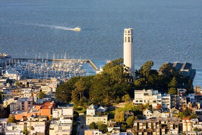 San Francisco Urban Hike: Coit Tower, Lombard Street and North Beach - Key Points