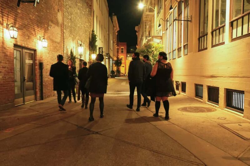 San Francisco: Walk with Spirits Haunted Pub Crawl - San Francisco: Walk with Spirits Haunted Pub Crawl — A Spooky Night Out