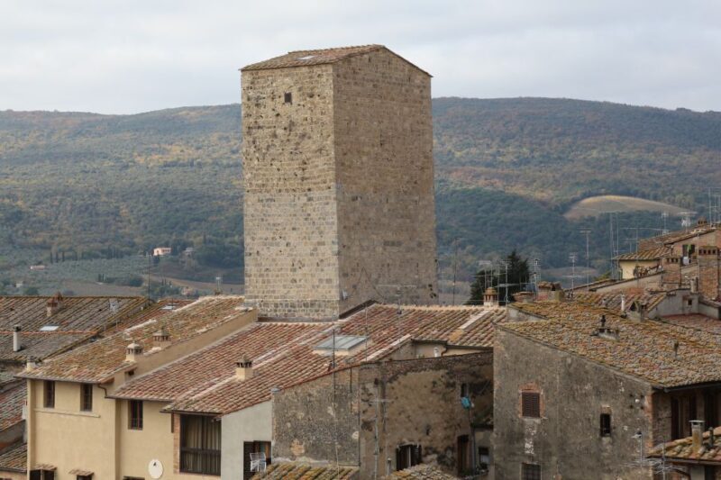 San Gimignano Campatelli Home and Tower Visit - Key Points