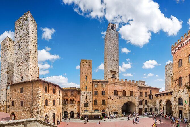 San Gimignano, Chianti and Montalcino Tour through Tuscan wine - Savoring Brunello in the Val d’Orcia