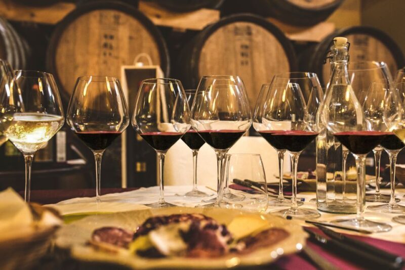San Gimignano: Lunch or Dinner at a Winery with Wine Tasting - San Gimignano: Lunch or Dinner at a Winery with Wine Tasting — A Genuine Taste of Tuscany
